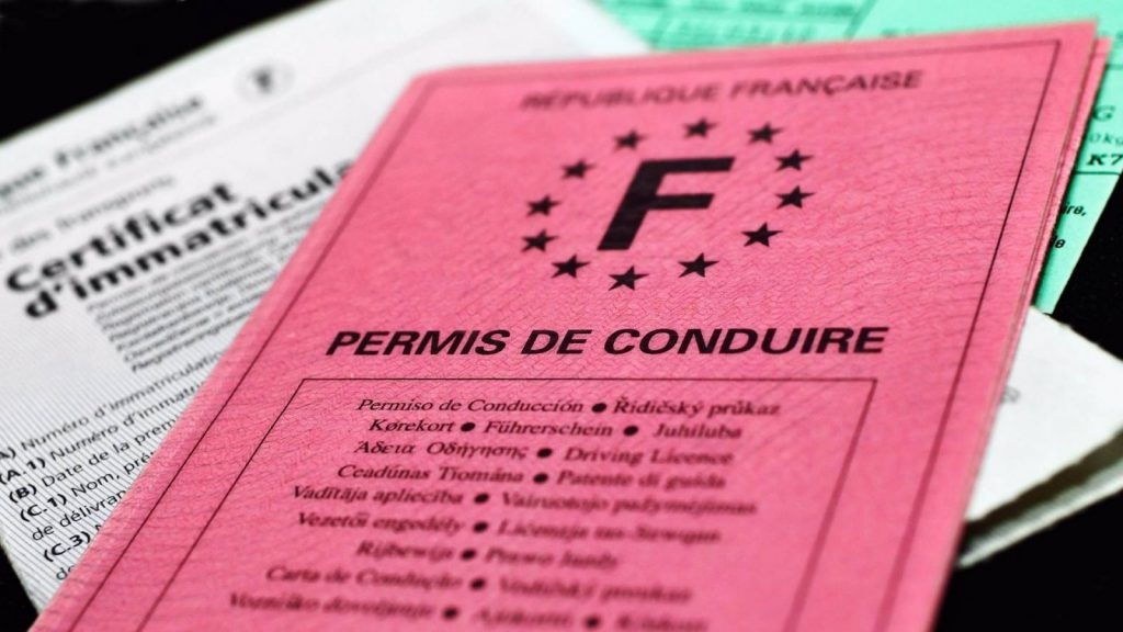 Nouveau service express : Traduction certifiée de permis de conduire en 24h ouvrées